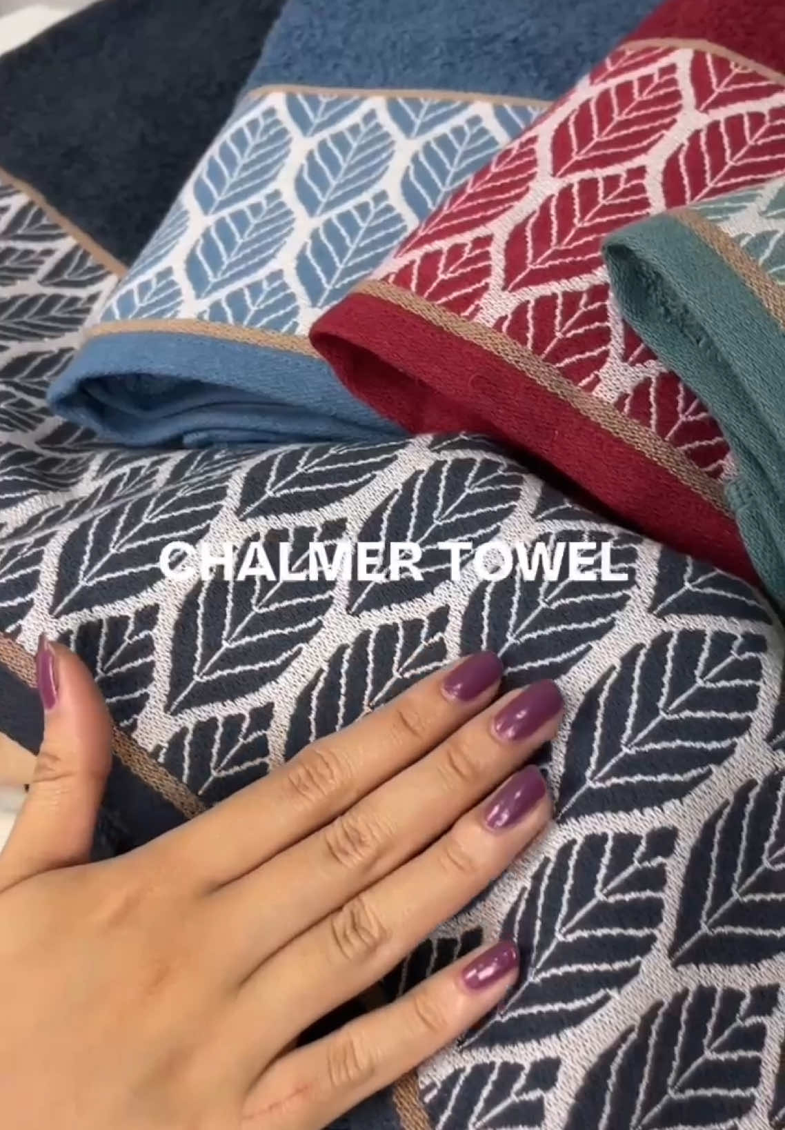 Motif LiFolla dari Handuk Chalmer udah pada punya belum? #handuk #handukmandi #handukkatun #handukchalmer 