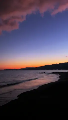 5:15pm. 　　　　　　　　　　　　　　　　波の音が落ち着く。 　　　　　　　　　　　　　　　　 　　　　　　　　　　　　　　　　　　　　　　　 　　　　　　　　　　　　　　　 #景色 #風景 #海 #自然 #japan #sea #fyp 