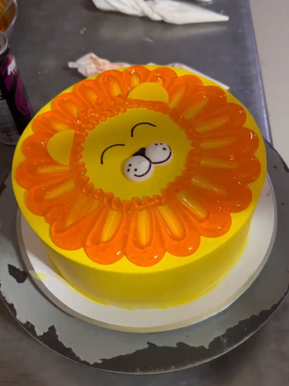 Beautiful cake#germany #cakedecorating #design #foru #for #tik_tok #cake #yummyfood 