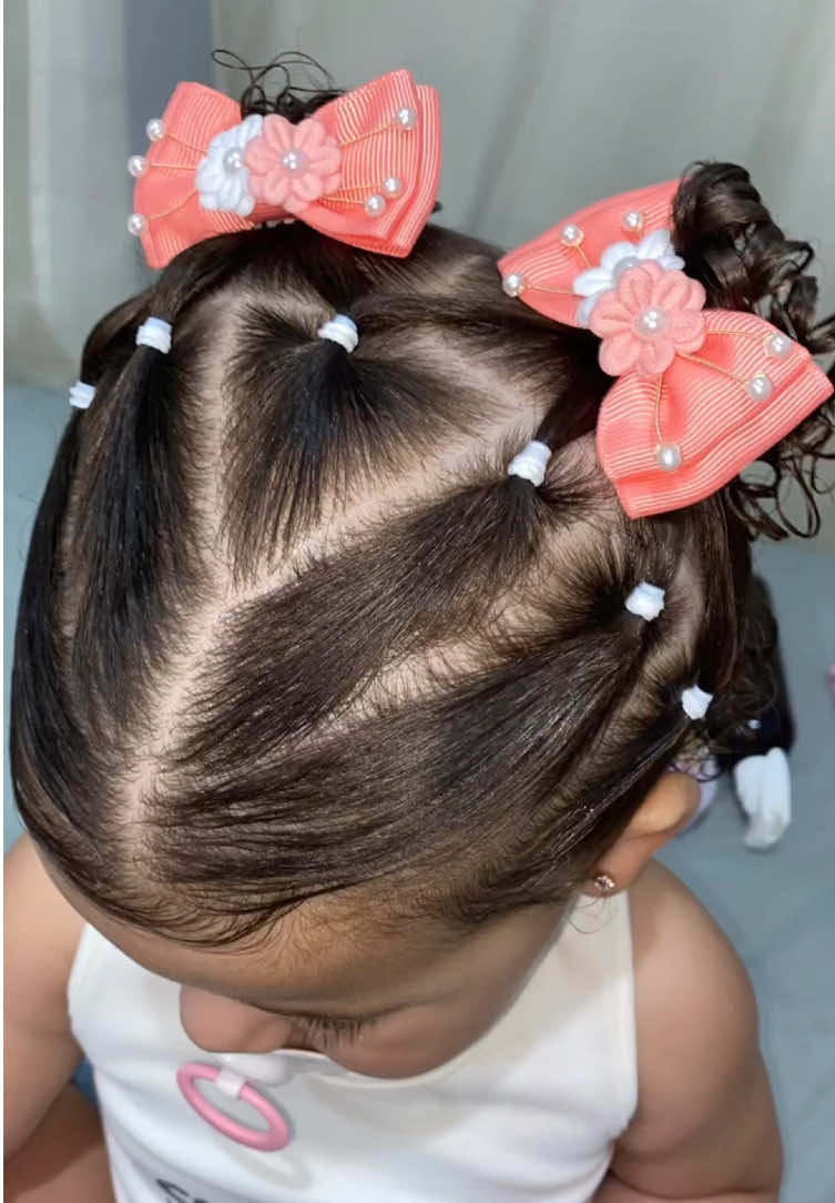 Penteado nos fiapos de Mari 🎀 #penteados #penteado #penteadofacil #penteadosimples #penteadoinfantil 