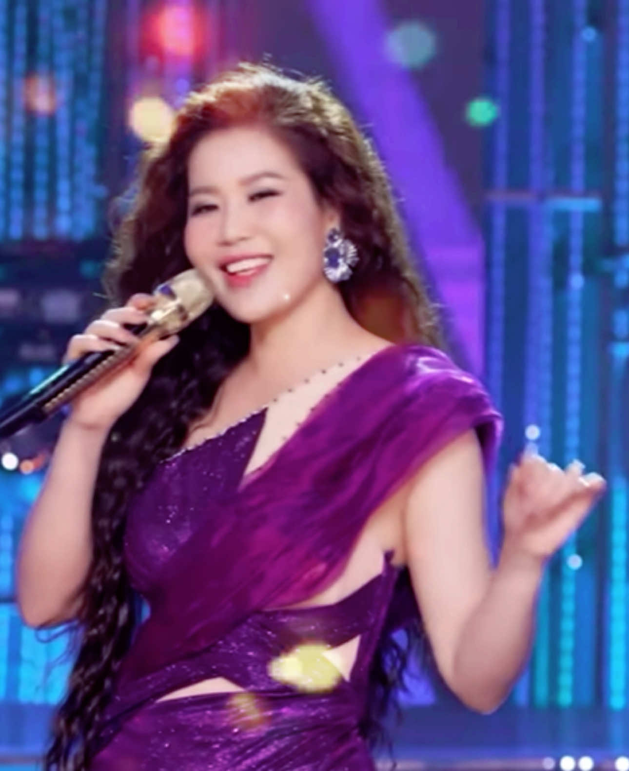 Cái trâm em cài là do tình nhân em biếu đó…#xuhuong #viralvideo #mocsan #nhạchaymỗingày #disco 