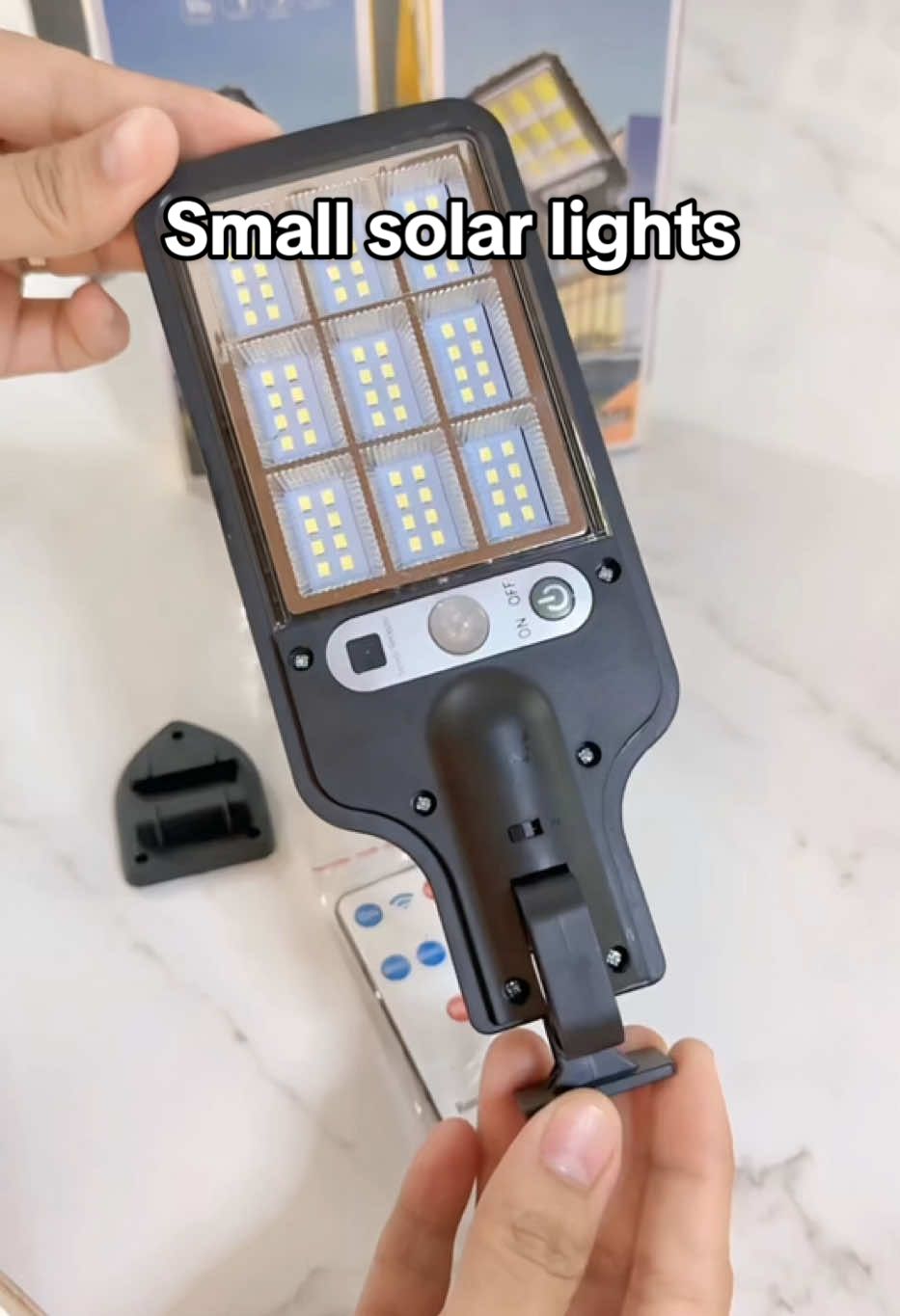 Maliit na solar lights! Perfect sa mga makitid and small areas sa bahay nyo #solarlights #solar #lights #solarpannel #solarenergy #fyp 