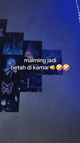 bikin kamarmu makin menyala🫵🤪🤪#poster #stikerdinding #aesthetic #hiasandinding #fyp 