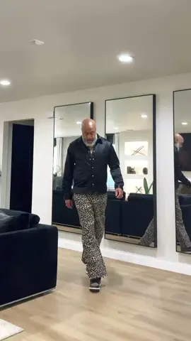 There’s nothing like a quick lunch and a cocktail  #cocktails  #lunch #mensfashion  #mensstyle #dallas 