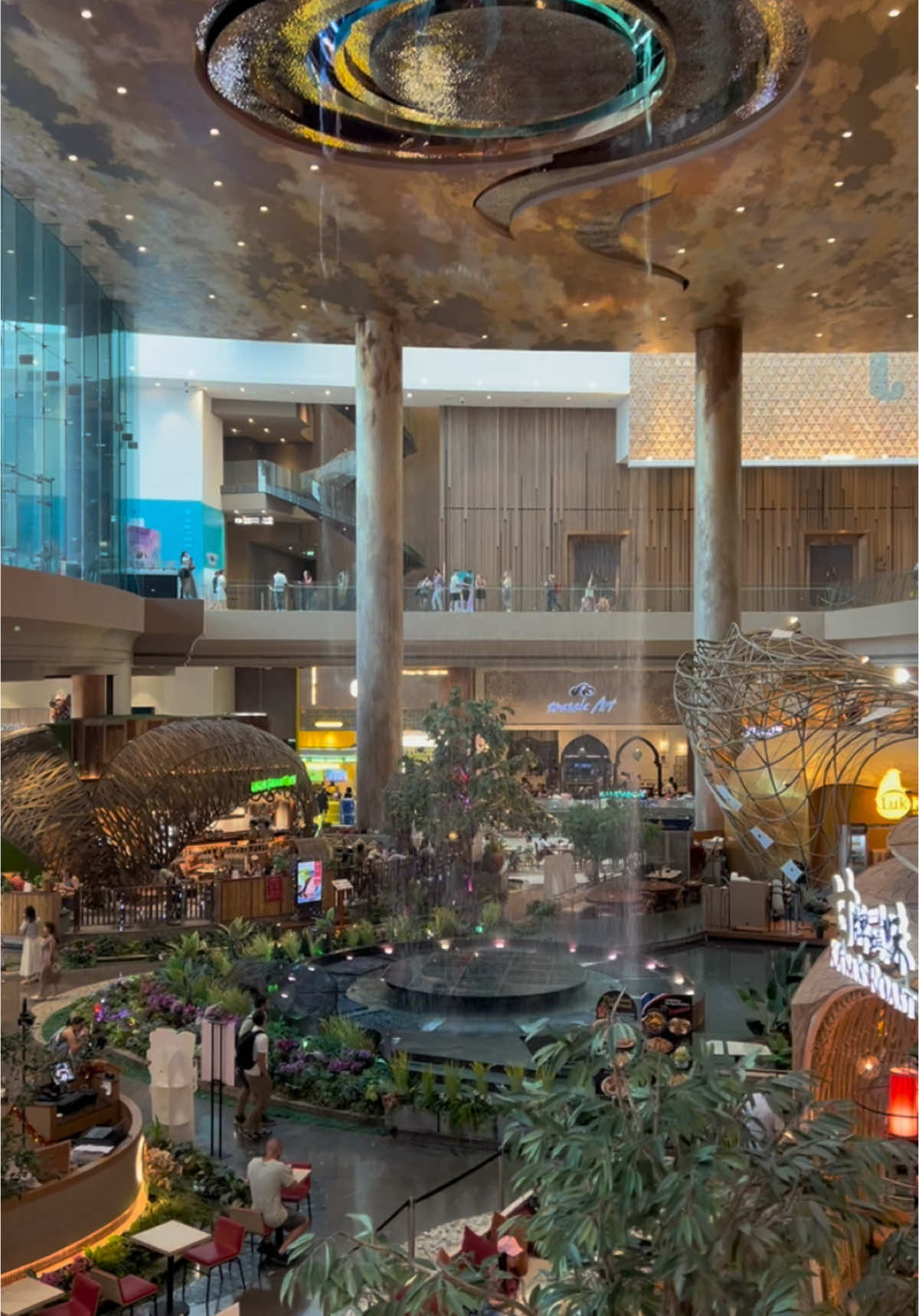 📍Iconsiam Mall Bangkok 🇹🇭 #iconsiam #bangkokthailand #bangkok #thailand #bangkoktravel #aktravels  