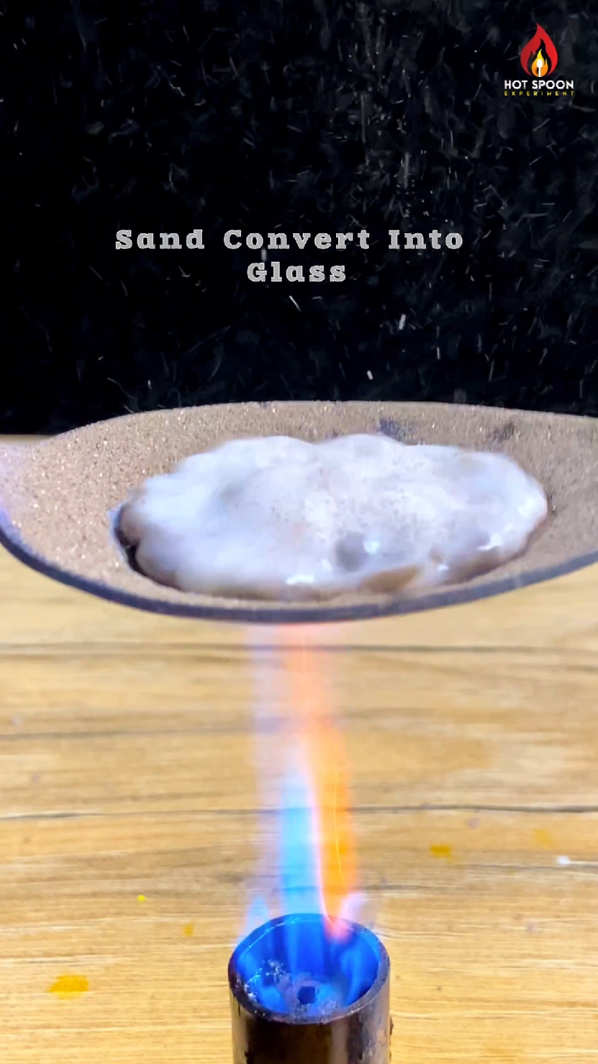 Sand Convert Into Glass 😱  . . #hotspoon #experiment #science #fpy #satisfyingvideo #fypシ #usa🇺🇸 #trump #kamala #fyp #viralvideo 