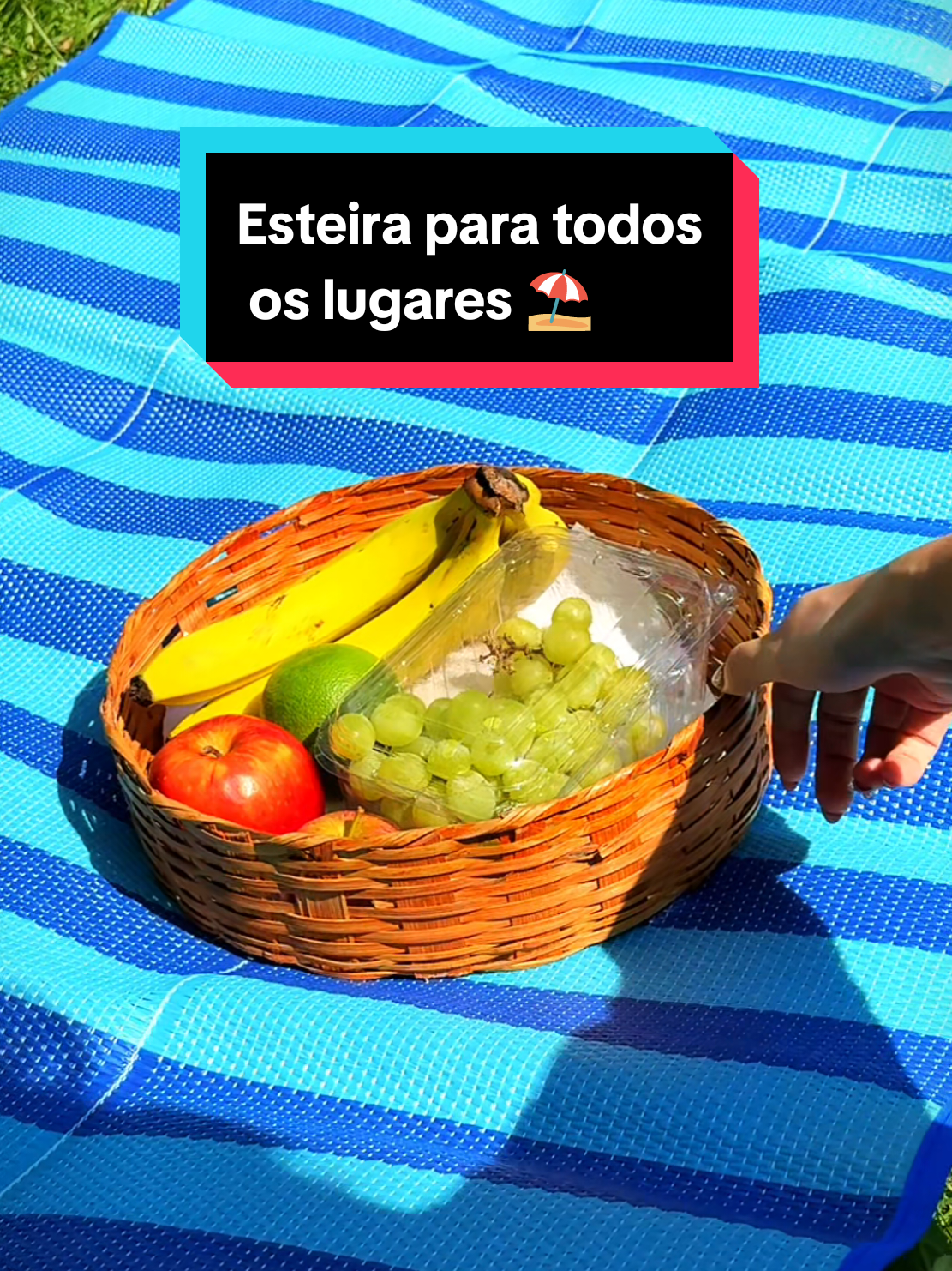Esteira só serve pra levar pra praia? Nada disso! Com essa versão dobrável você pode transformar muitos lugares e passeios diferentes. E o melhor? Tem no Magalu! #praia #verao #canga #dicas #achadinhos #LuDoMagalu #Magalu Código do produto: Esteira dobrável: ejak2gfg7d