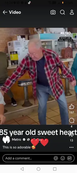 #proposal #elderly #cute #viral_video #vir #wholesome #oldpeopleontiktok #oldpeople #childhood #childhoodsweethearts #fyppppppppppppppppppppp #for #foryoupage❤️❤️ #comedyvideo #sweet 