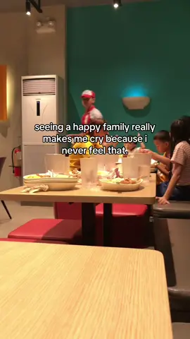 huhu #fy #fyp #fypage #fypage #fyppppppppppppppppppppppp #fypage #foryoupage #fory #famil #family #brokenfamily #quotes #relatable #zyxbca #xybca #trending #contentcreator #tiktok 