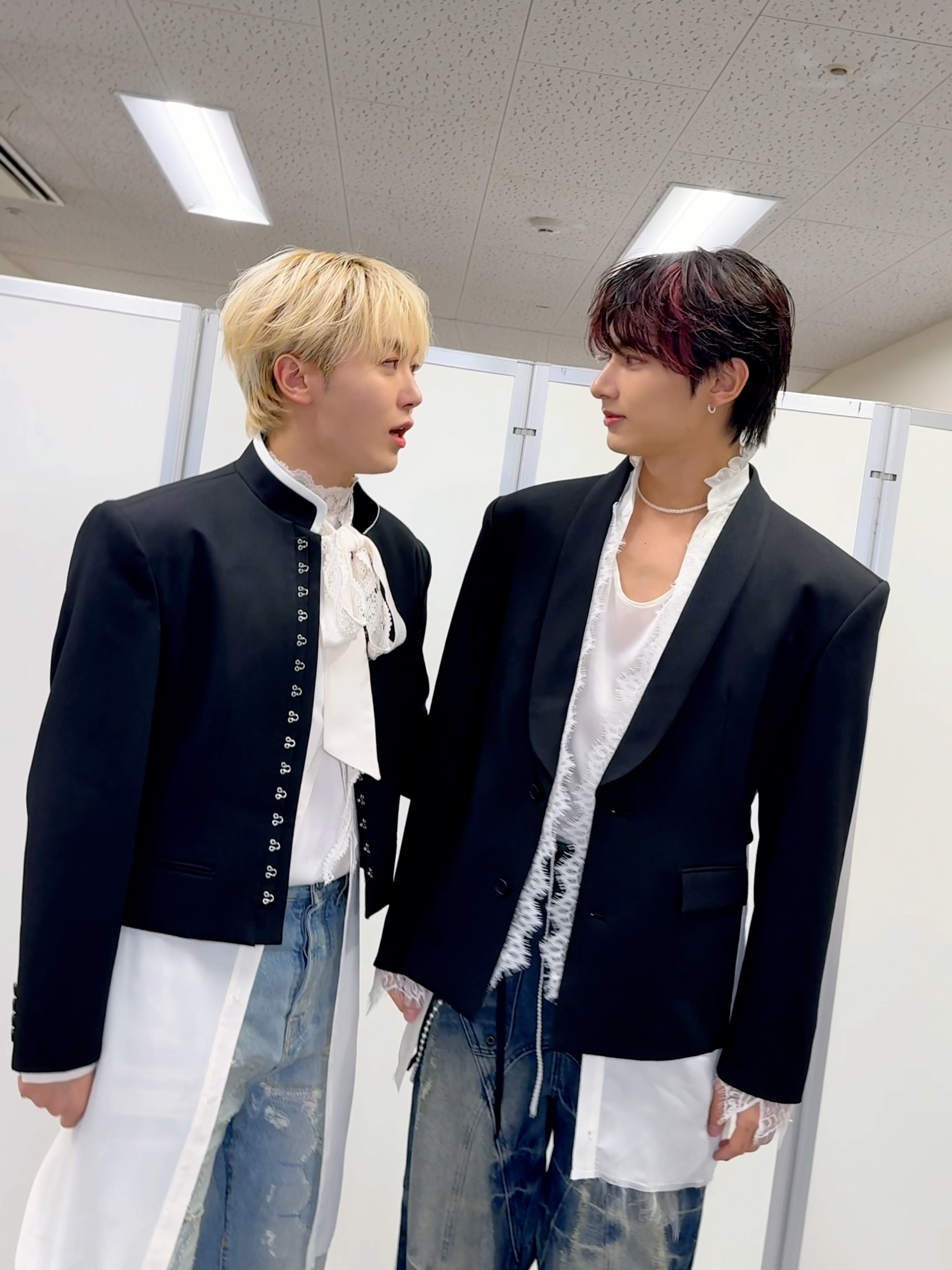 #청바지챌린지 👖 with #준 #JUN #세븐틴 #SEVENTEEN #승관 #SEUNGKWAN #부석순 #BSS #BSS_TELEPARTY #부석순_청바지 #BSS_CBZ  #NewMusic