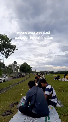 cikarang dgn segala ceritanya.. aku yang keluarnya jarang tp sekali keluar dr terang sampe petang #cikarang #pemdacikarang #ngopi #ngopipemdabekasicikarangpusat 