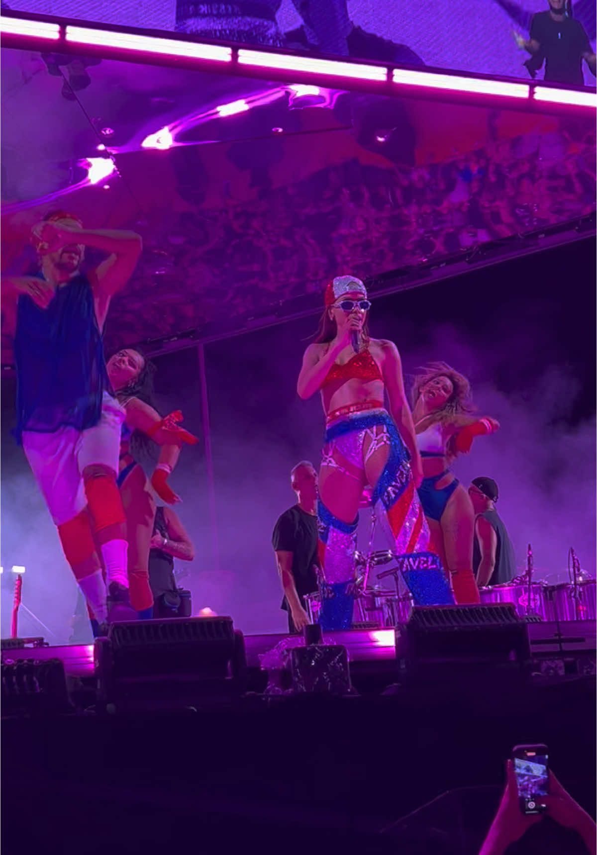 Anitta, performando Bola Rebola em seu show de abertura dos #ensaiosdaanitta 2025, em São Luís.  @Anitta @QGDAANITTA @Ohana Lefundes @Arielle Macedo  #anitta #ensaiosdaanitta #brasil #carnaval 