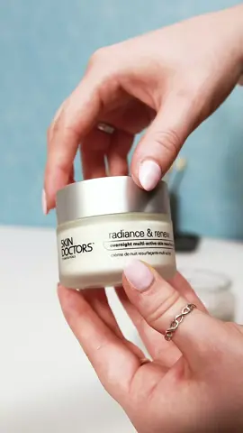 Ready to glow? Meet Radiance & Renew – your shortcut to brighter, smoother, and more youthful-looking skin! 🌟 Formulated to chemically exfoliate, hydrate, and restore overnight, it’s the perfect addition to your skincare routine. 💜 Say goodbye to dullness and hello to radiance! 💫 #SkinDoctors #RadianceAndRenew #GlowingSkin #SkincareGoals #ExfoliateAndGlow #Overnightskincare
