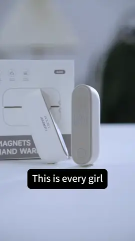 My girlfriend's hands get cold in winter, so I must prepare this double warm hand warmer for her. #HandWarmer #Detachable #AutumnWinterHandWarmer 