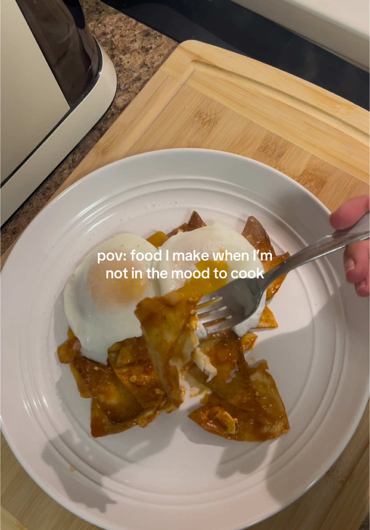 Sometimes something simple is just perfect for a quick meal when you’re not in the mood to cook 😌 . . . #cookingathome #cookingforlove #spicychicken #EasyRecipes #fallrecipes #wifey #sahw #wifeskills #chefmode #wifematerial #cookingformyhusband #fypシ #fyprecipe #foodblogger #tiktok #tortillasrecipe #10minutesrecipe