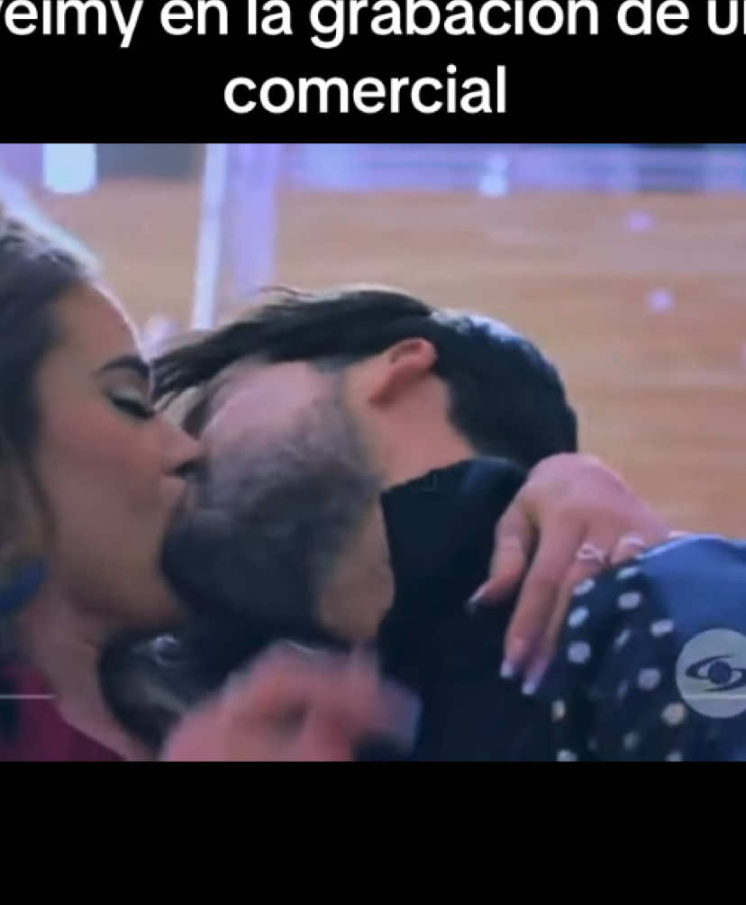 La reina de el flow 2 @caracoltv #lareinadelflow #lareinadelflow2 #beso #besos #amor #novelascolombianas #cortos #caracoltv #charlyflow #yeimymontoya #caracoltv 