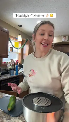 #Muffins catch me making these with zucchini all summer long and kids are getting servings of veggies from them! 👏🏻  #zucchini #muffinrecipe #EasyRecipe #BakeWithMe #healthy #chocolate #jessicajordan44