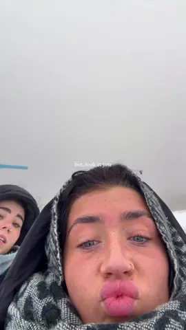 So proud of my pretty girl 🫶 #proud #Love #foryouu #trendingvideo #mylove @elliewelxh 