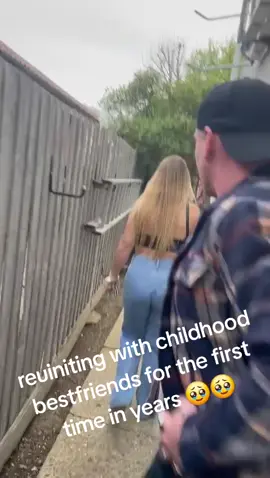 nothing but absolute love, Forever one of my favorite moments 🥹❤️ #reunion #reunited #friendship #lifelong #Essex #happy #Love #family #secret #trending #newest #popular #foryoupage #fyp #viralvideo 