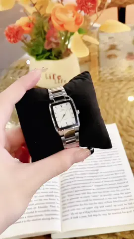 Đồng Hồ Nữ HALEI Mặt Vuông Máy Nhật#review #donghodep #donghonuxinh #chongnuoc #fyp #xuhuong #nhachaymoingay 