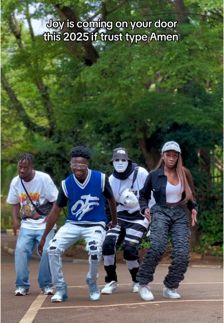 Joy is coming dance challenge 💙🖤🤍🔥  DC: @Nitas🇺🇬  #dancer #Afrobeat #yansmpz #joyiscoming #ug #yansmpzvideosdance #godhasdoneit  W/ @🅚🅔🅝 🔥🅜🅞🅥🅔🅢👌 @Samantha grace 