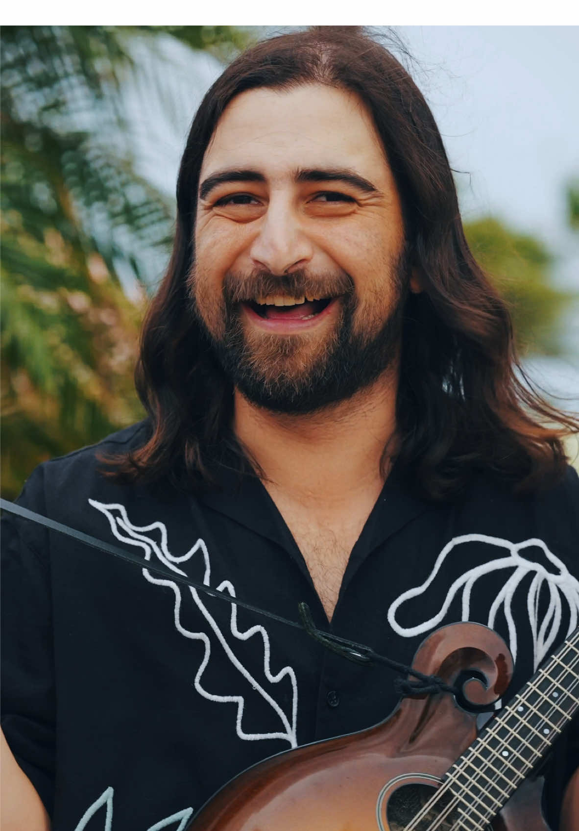 Wore a variety of fabric down at @Out of the Blue Festival Such an amazing time in Mexico. Thank you for everyone who makes this special #fyp #noahkahan #noahkahanmusic 