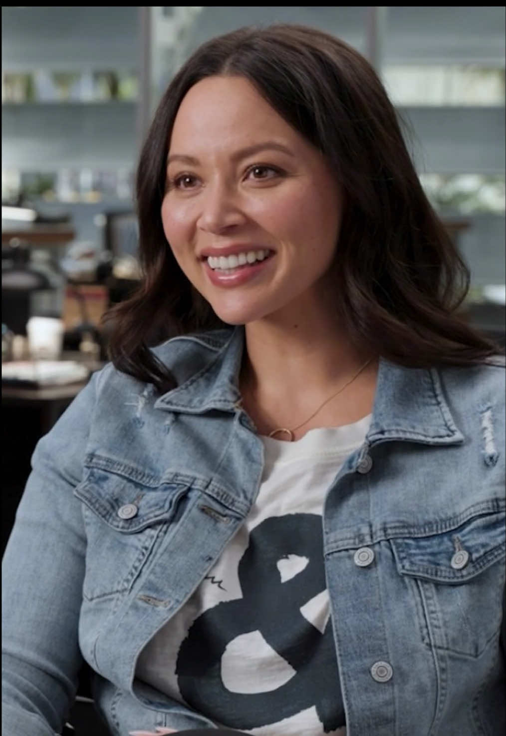 Promo / Interview 🎥 | Collider [01.12.25] — We spoke with Melissa O’Neil and Lisseth Chavez about The Rookie and what they were the most proud of looking back at the growth of their characters after so many seasons — especially with O’Neil having been on the show since the very beginning. Looking forward, Chavez discussed Celina’s aspirations to be a detective, while O’Neil wants to diversify Chen’s skillset. The two actors also detailed what they want to see in future episodes for their characters. 🖋️ | “It’s Not Just Opposites Attract”: ‘The Rookie’s Melissa O’Neil Goes Deep on Chenford for Season 7 | @Collider https://collider.com/the-rookie-melissa-oneil-lisseth-chavez-season-7-chenford/