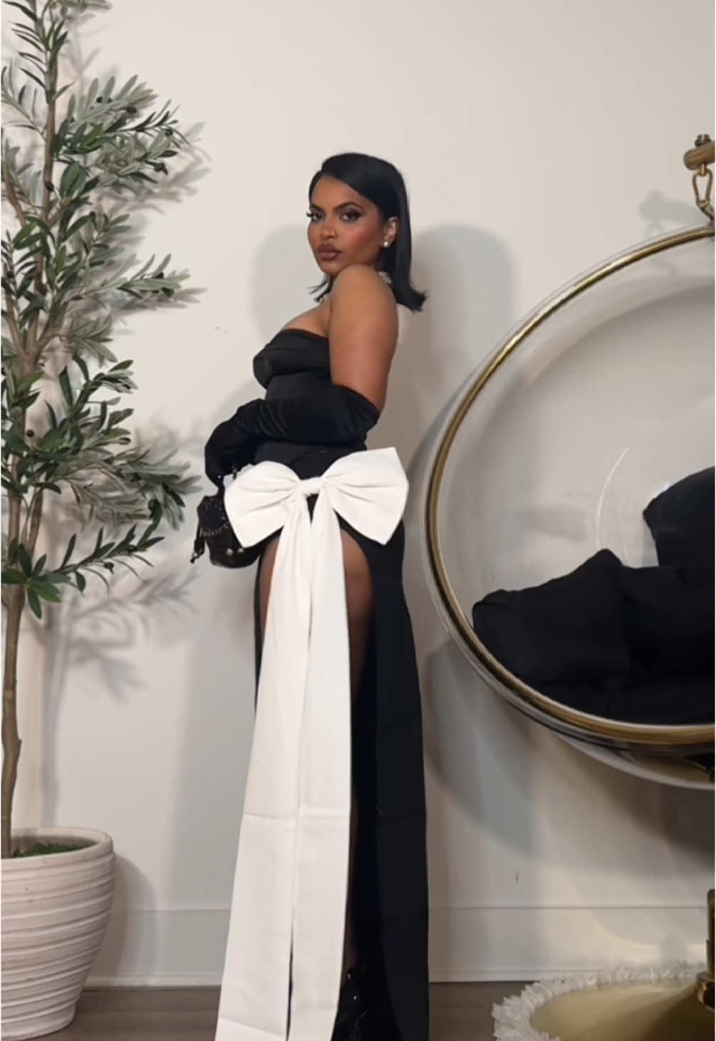 Look 1 or 2??? @prettylittlethingUSA #ad 
