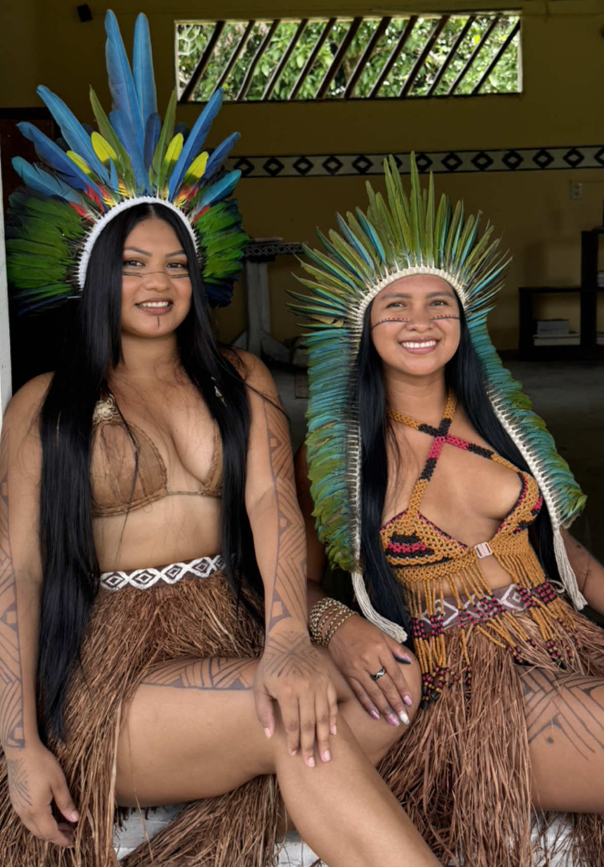 A Nanny tikuna veio conhecer a minha comunidade 🥰🏹✊🏽 . . . #povosindigenas #viral #originarios #indigena #videosviral #tik_tok #tiktokbrasil #brasil #amazonastiktok #fyyyyyyyyyyyyyyyy #fyyyyyyyyyyyyyyyy #fyyyyyyyyyyyyyyyyyyy #fy