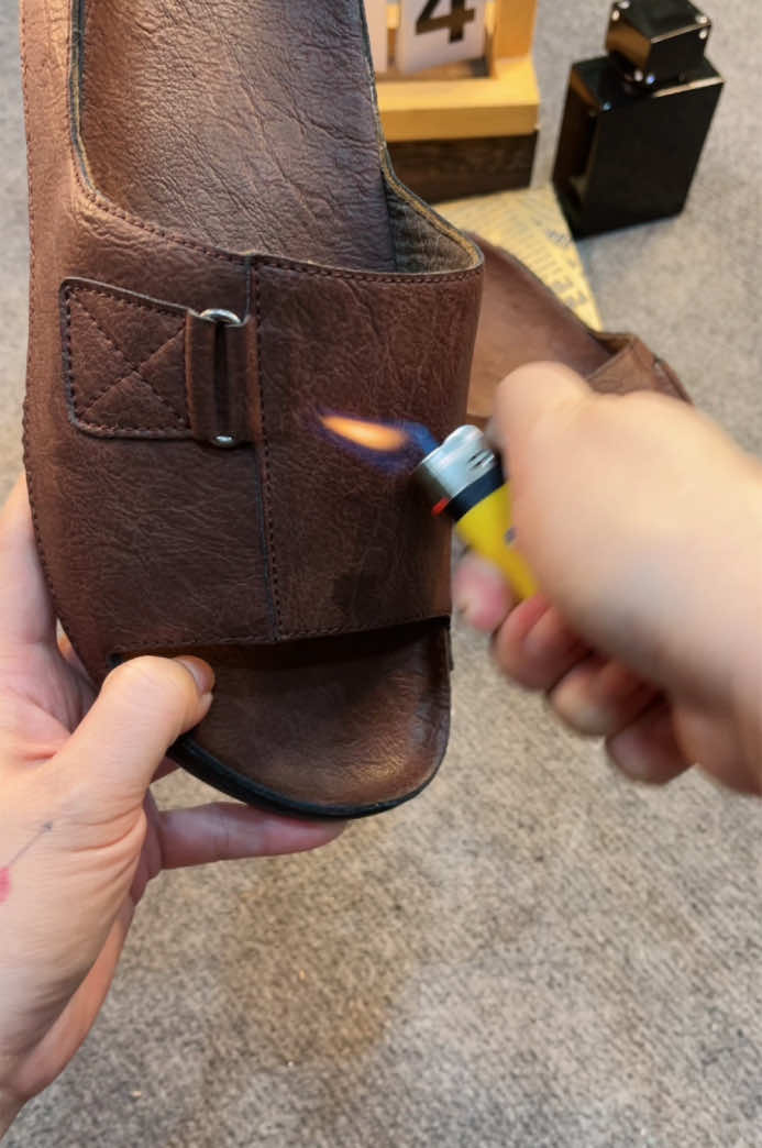 Dép Da Nam Cao Cấp chống nhăn. Đế PU siêu nhẹ. #depda #depdanam #depdacaocap #depquaingang #depdasieunhe #tiktokindia #depcaocap #tiktok #xuhuong2024 #SamTetBaoVui #TikTokShopTet #trending #trending #xuhuongtiktok #tiktok 