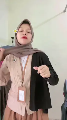 Cardigan merah kwalitas wah #cardigan 