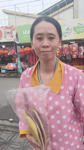 mua bánh tại đây