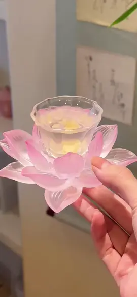How to make a glass cup with a lotus flower design?#art#handmade#processvideo#porcelain#cozy#teaset#Crystal#Beauty#glass#glasscup#flower