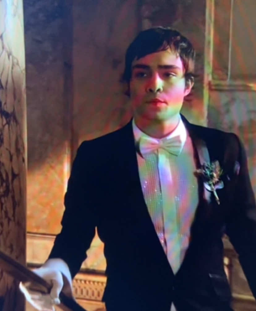 Flagrado: Chuck Bass perdendo algo que nem ele sabia que tinha, seu coração 💔 #chuckbass #gossipgirl #fyp #fouryou #vaiprofycaramba 