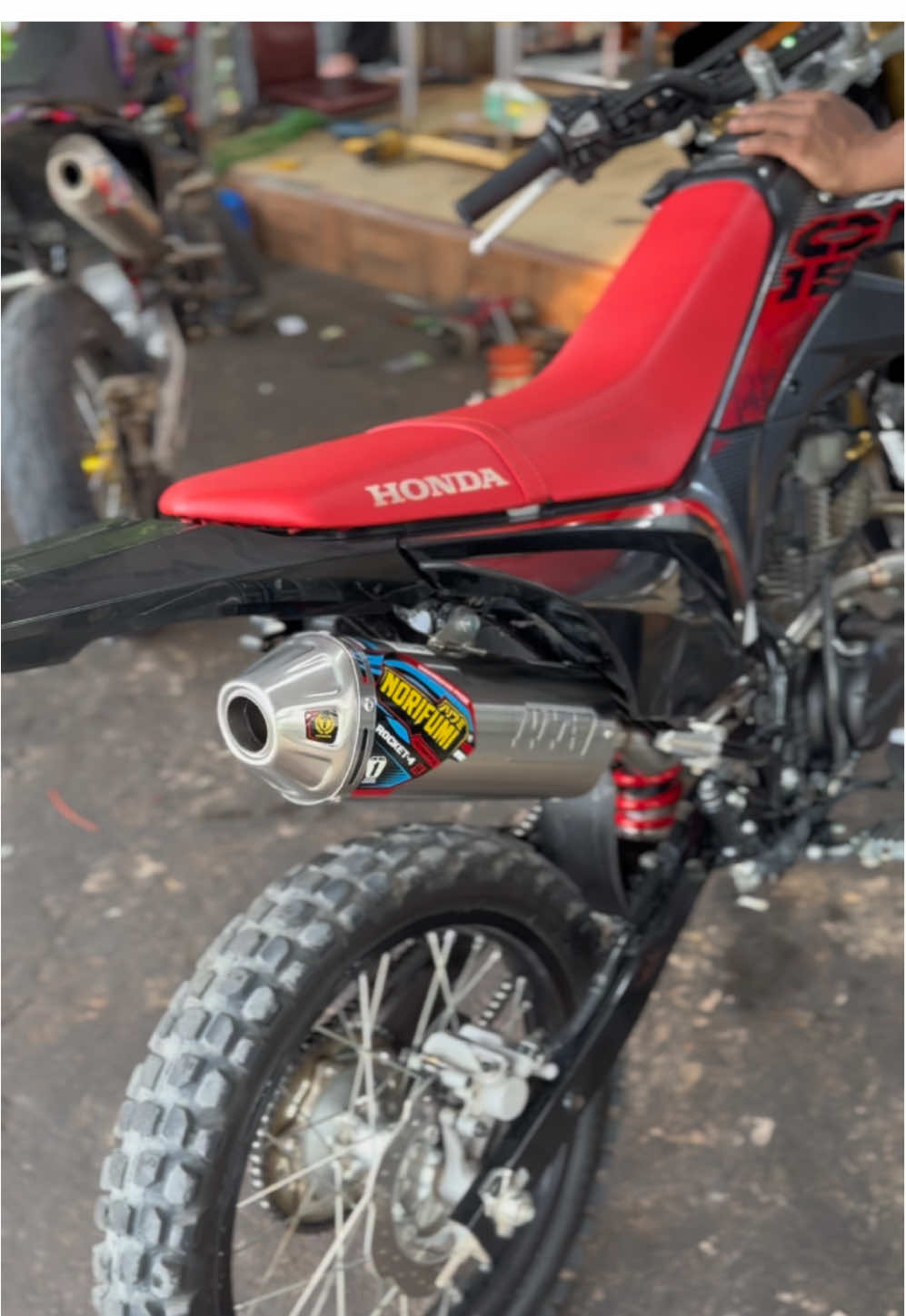 Crf150 Ganti Knalpot Norifumi Rocket 4 Stainless ✊🏻 📲 WhatsApp Order : 082351086669 🛒🟠 Shopee : SumberAnugrahMotor 🛠️ Menerima Cat / Restorasi Motor #norifumi #norifumiracing #knalpotnorifumi #knalpotnorifumirocket4 #norifumirocket4 #crf150 #crf150supermoto #crfsupermoto #crf 