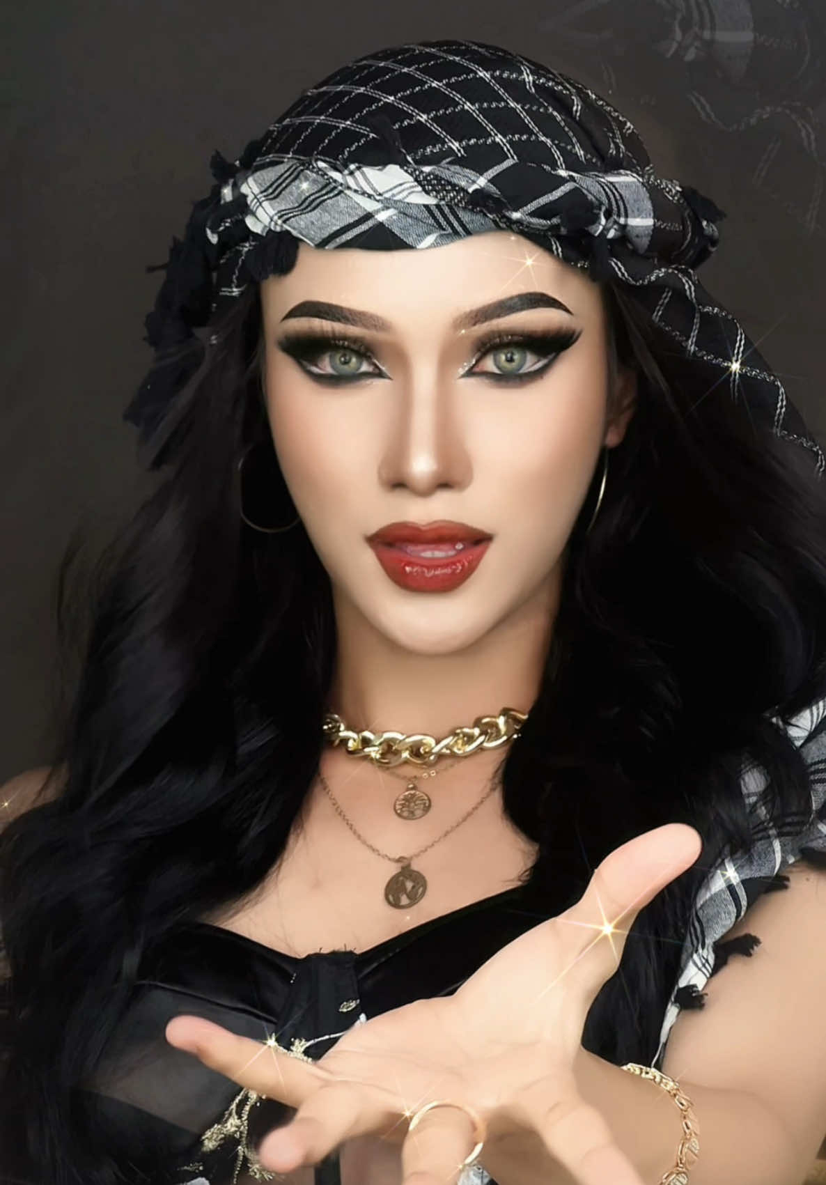 Misi approve kah?🥰 #makeuppolisiarabian #gayadirumah #boldmakeup #barbiecianjur 
