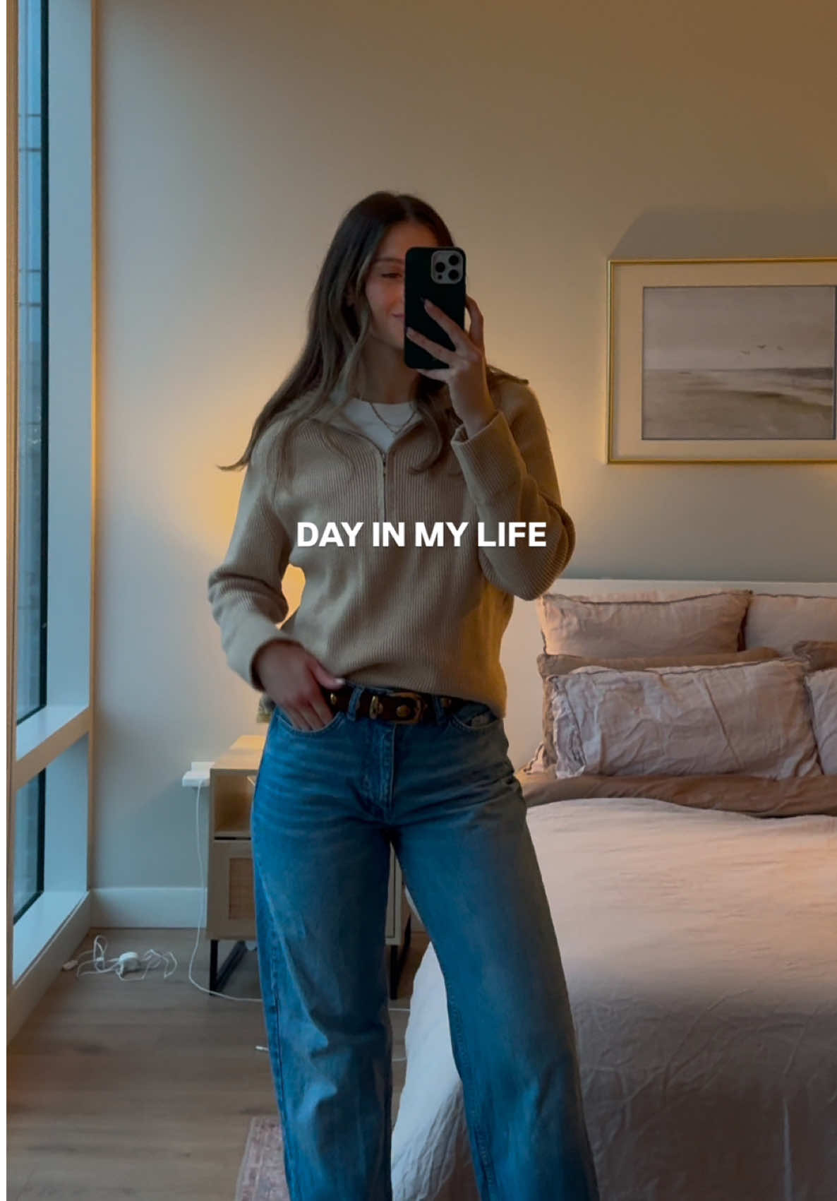 a day in my life as a 30 year old living in Chicago ✨ featuring one of my favorite nail sets ever 💅🏼 #dayinmylife #dayinmylife #dayinmylifevlog #dayinthelifevlog #chicagotiktok #chicagolife #9to5 #corporatelife #corporatetiktok 