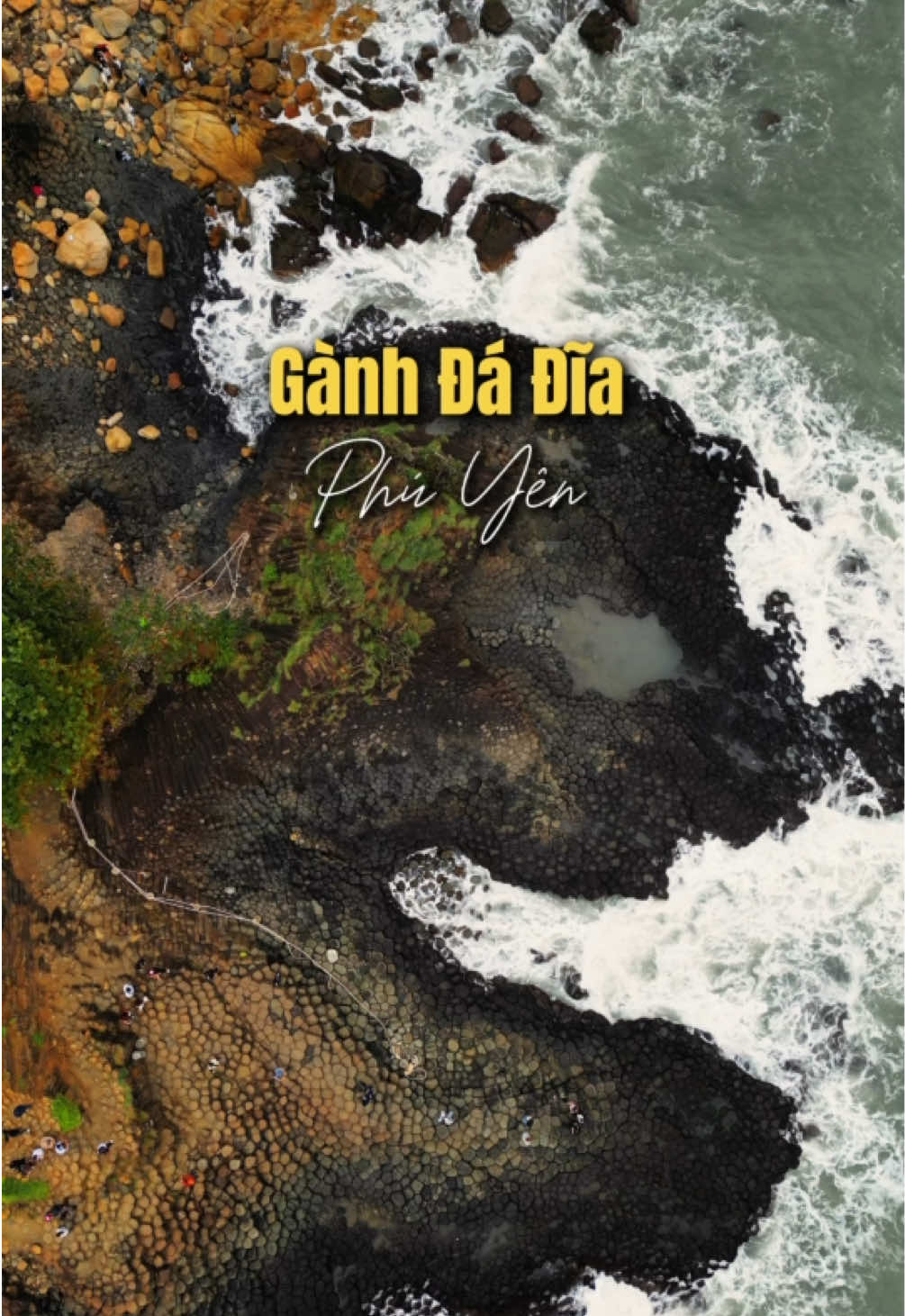 Gành Đá Đĩa - có bạn nào sợ những ô vuông xếp sát nhau tại nơi này không #phuyen #ganhdadia #phuyenthang1 #dulichphuyen #cuonglangthang 