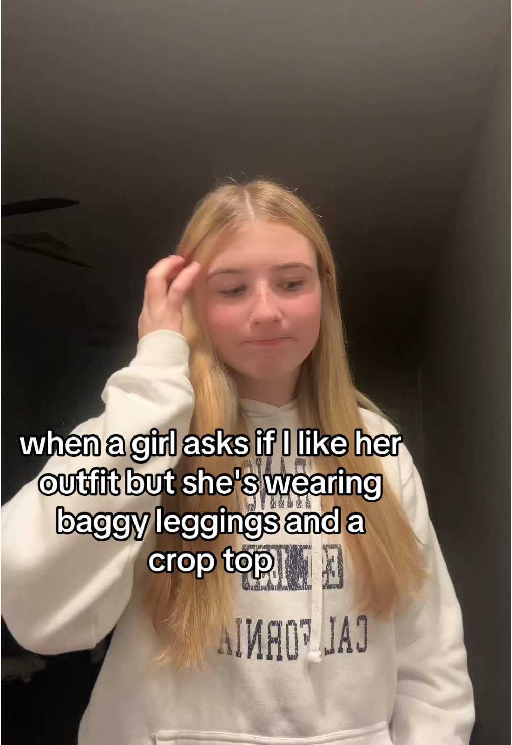 haha no i don't like it 😊 #foryoupage #relatable #fyp #baggy #croptop 