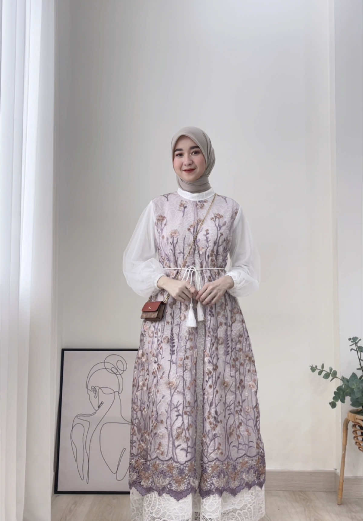 Join live minca yuk jam 1 siang jangan sampe kehabisan ya 🤗 #fyp #belanjaditiktokshop 