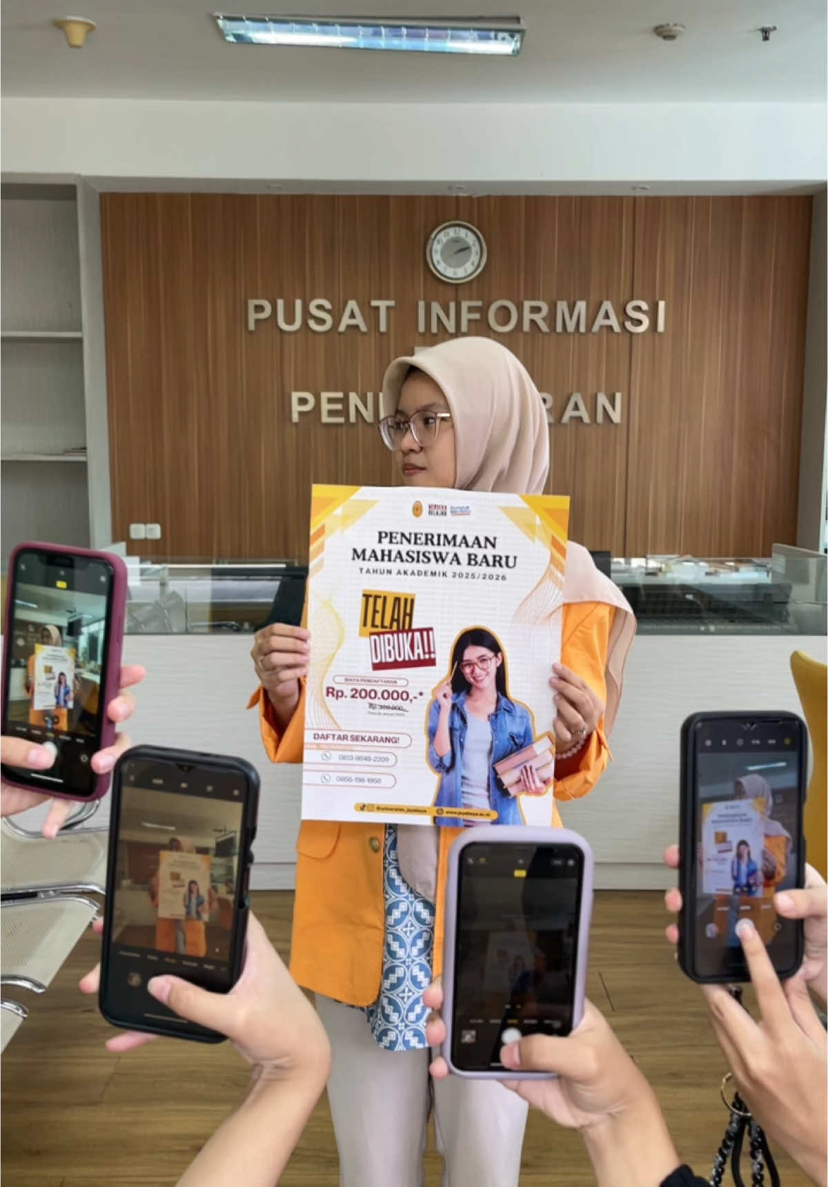 [INFO PMB] Halo para calon mahasiswa Telah dibuka Pendaftaran Online Mahasiswa Baru Tahun Akademik 2025/2026 ⁣⁣ Kami lagi ada promo untuk biaya Registrasi periode Bulan Januari 2025. Yukk!! Buruan daftar segera sebelum promonya berakhir 😉 ⁣⁣ Ada potongan biaya kuliah loh bagi calon mahasiswa mempunyai prestasi sekolah, nasional mapunun internasional ☺️👨‍🎓👩‍🎓⁣⁣ ⁣⁣ Untuk Informasi lebih lanjut, silahkan hubungi 0813-9848-2209 / 0856-198-1958 ⁣⁣ UNIVERSITAS JAYABAYA⁣⁣ Kami Bangga Menjadi Milik Bangsa⁣⁣ ⁣⁣ #universitasjayabaya⁣⁣ #infokuliah⁣⁣ #pendaftaranonline⁣mahasiswabaru⁣ #pmb2025 #pendaftaranmahasiswabaru⁣ #pmbonline