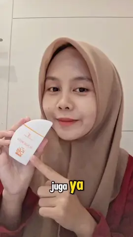 Sunscreen yang sebagus ini, yakin nih kalian gak mau cobain? 😗😗 #chalonese #sunscreen #kulitsehat #kulitcerah #skincareviral #skincareroutine #spf50