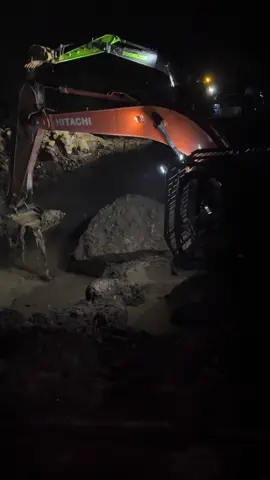 Pasukan tembus pagi #fyp #foryoupage #gakpernahfyp #anaktambang #tambangemas #tambangemas #exavator #zoomlion #zoomlionexcavator #mining #mininggold 