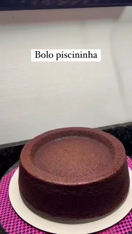 Bolo piscina 😋😋😋😋😋😋😋  descrição da receita no link 🔗  #bolodechocolate #cakedecorating #AmorEmFormaDeBolo #creatorsearchinsights #BoloSimples #rendaextra #cake #bolos #sobremesafácil #bolosdecorados 