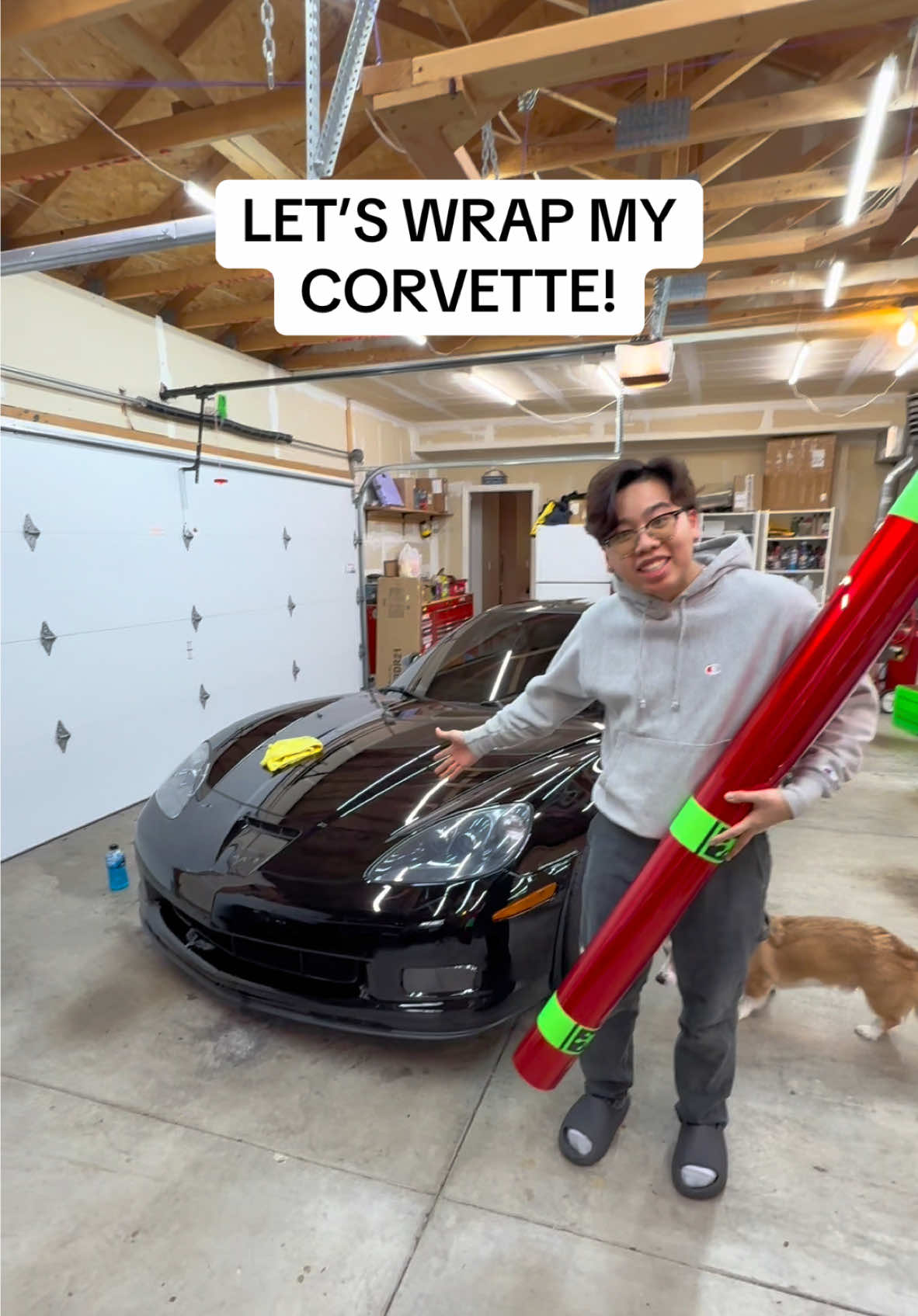 Candy red corvette 👀 @vinylfrog_official 