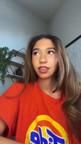 find someone who looks at you like I look at myself do @juliaarnetta on ig tạo với bản nhạc Hell N Back (feat. Summer Walker) của Bakar