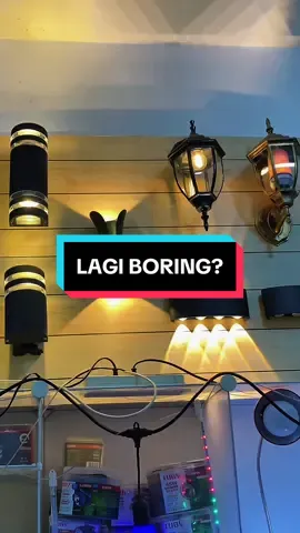 siapa nih yang lagi ngerasa bosen banget dan perlu sesuatu yang baru buat rumah dll? tenang kita ada solusinya yaaa disini kita ada lampu hias nihhh biar ga boring lagiiii kepoin aja BURUAN CO KERANJANGNYA🥰 #lampuhias #lampudinding #elektronik #murahbanget #keranjangkuning 