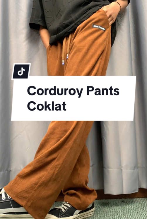 Coklat manis stylish, Corduroy Pants ini !! #celana #corduroy #corduroypants #iokofficial #IOK #outfit #outfitstyle #outfitideas #outfitinspiration #outfitoftheday #casual #casualoutfits #casualstyle #casualoutfit #celanamurah #celanapanjang #fyp #fypシ゚ 