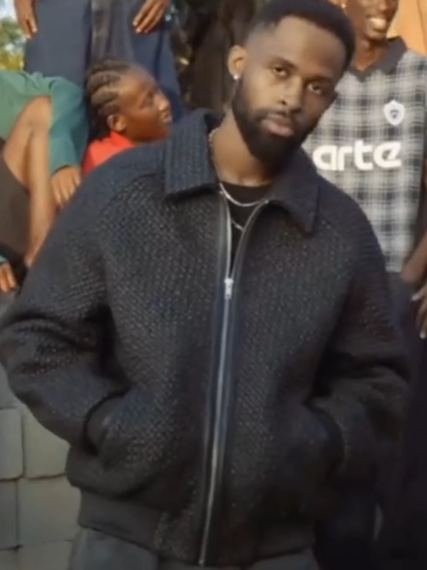 Dada2  ft T-Rex...  #dada2 #novidade #trex #toytoy  #Angola #musicapopular #2025 #portugal #kuduro #trap #Nosky2025