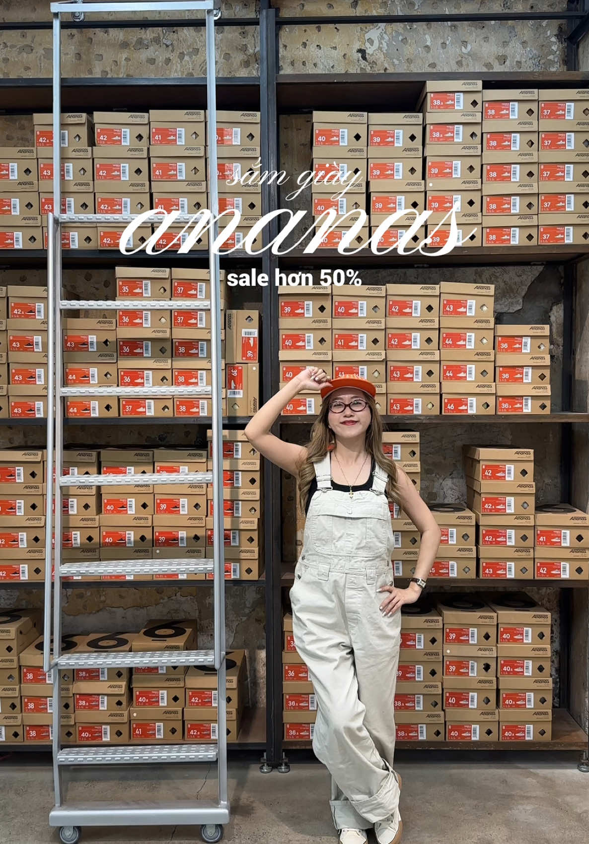 Ananas quá đáng thiệt đó, quá đáng để muaa 🥹✨  #ananas #ananasvn #track6 #sneaker #shopping #macdepmoingay #leanontiktok   #fypシ゚ 